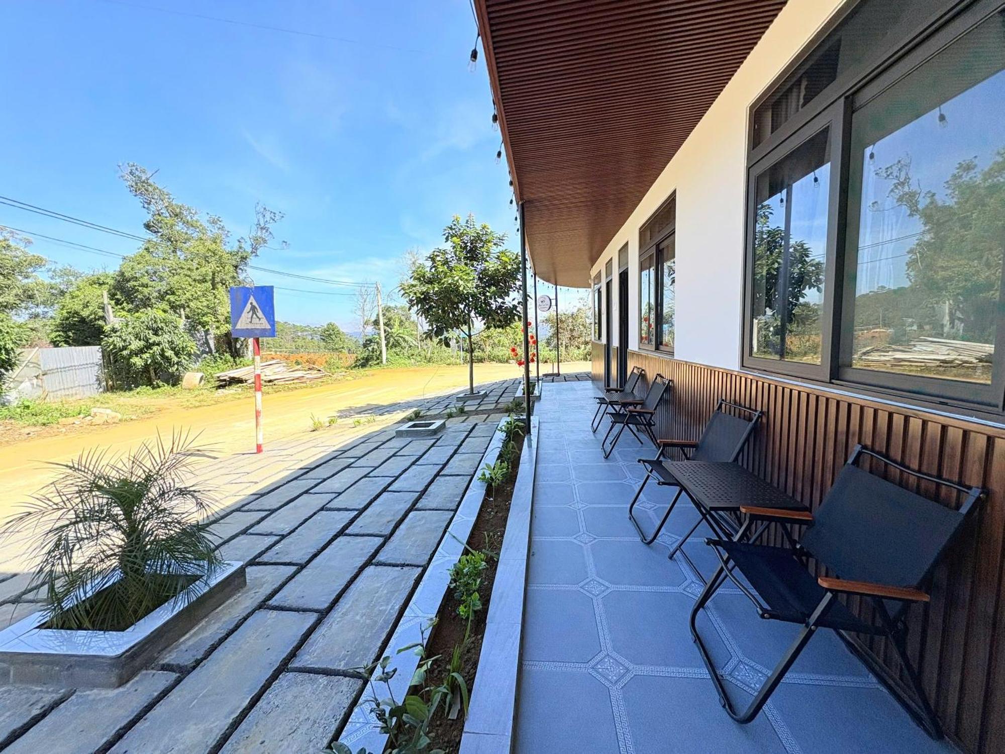 Homestay Nha Cua Gao Kon Tum  Exterior foto